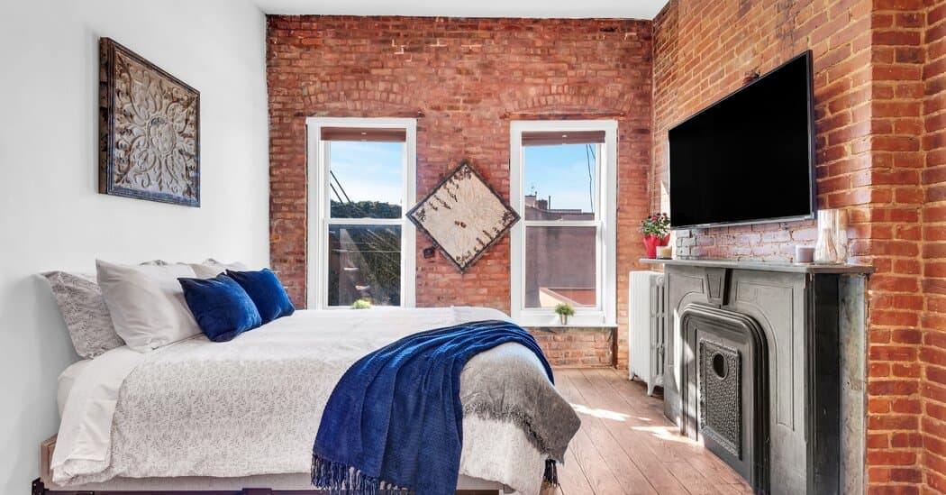 Luxury NYC Apartments: Yorkville Condo, Hell's Kitchen Studio & Dumbo Condo For Sale