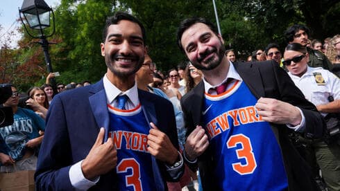 Suits, Aprons & Applause: NYC’s Hilarious Zohran Mamdani Look-Alike Contest Draws Crowds